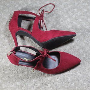 NWOT Anne Michelle Size 10 Burgundy Red Zipper Heel Suede Stilettos